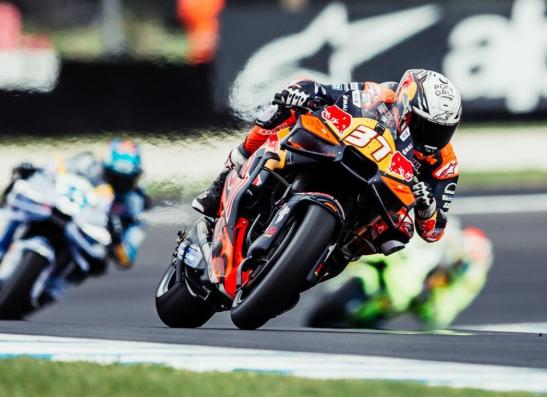 5e place pour Acosta au MotoGP™ d'Australie, Red Bull KTM occupe les dix premières places