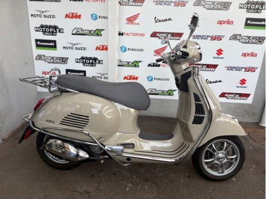 VESPA GTS 300